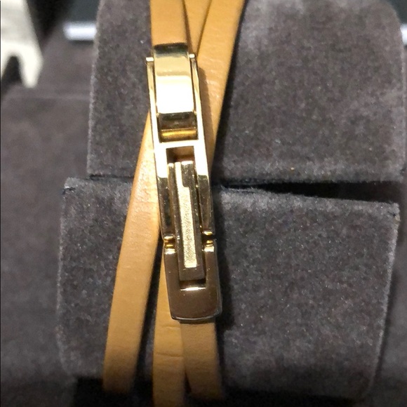 Genuine Gucci timepiece main image 7